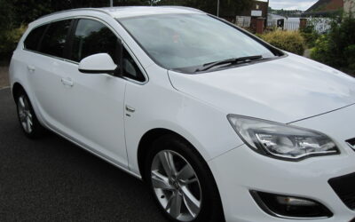 VAUXHALL ASTRA 1.6 SRI ESTATE 2013 £3999